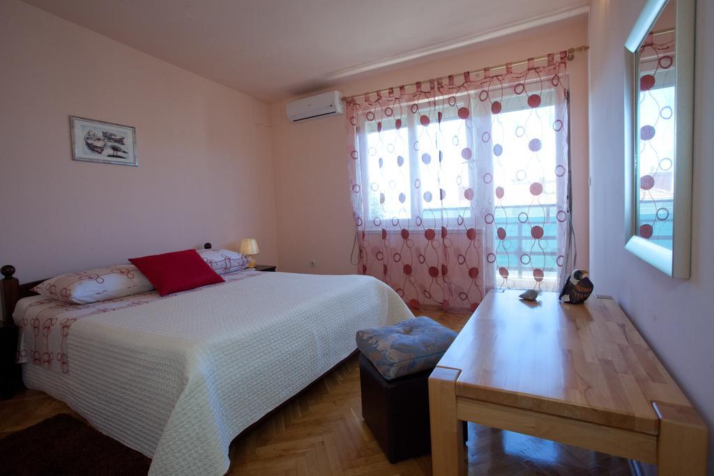 Apartments Beautiful Sandy Beach Split Quarto foto